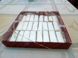 lemon bars in a box
