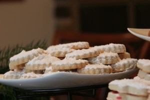 Greek Christmas cookies #2: "Kourabiedes"