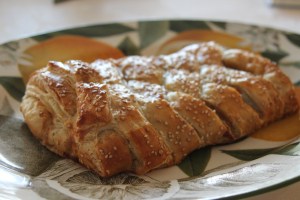 Braided chicken pastry