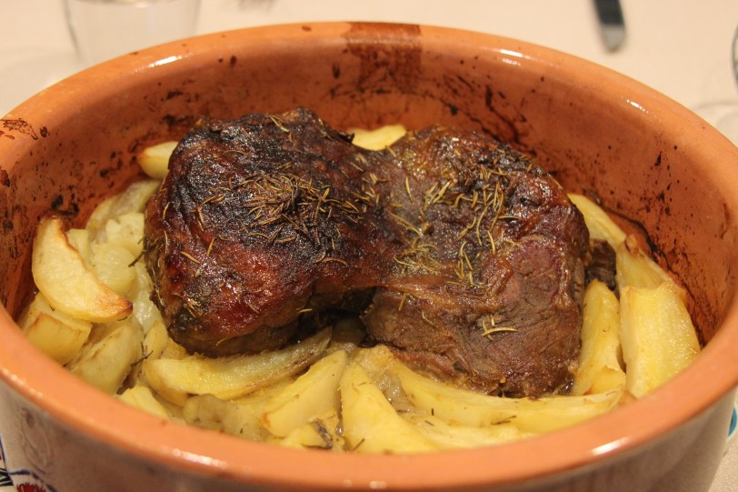 Roast lamb with potatoes